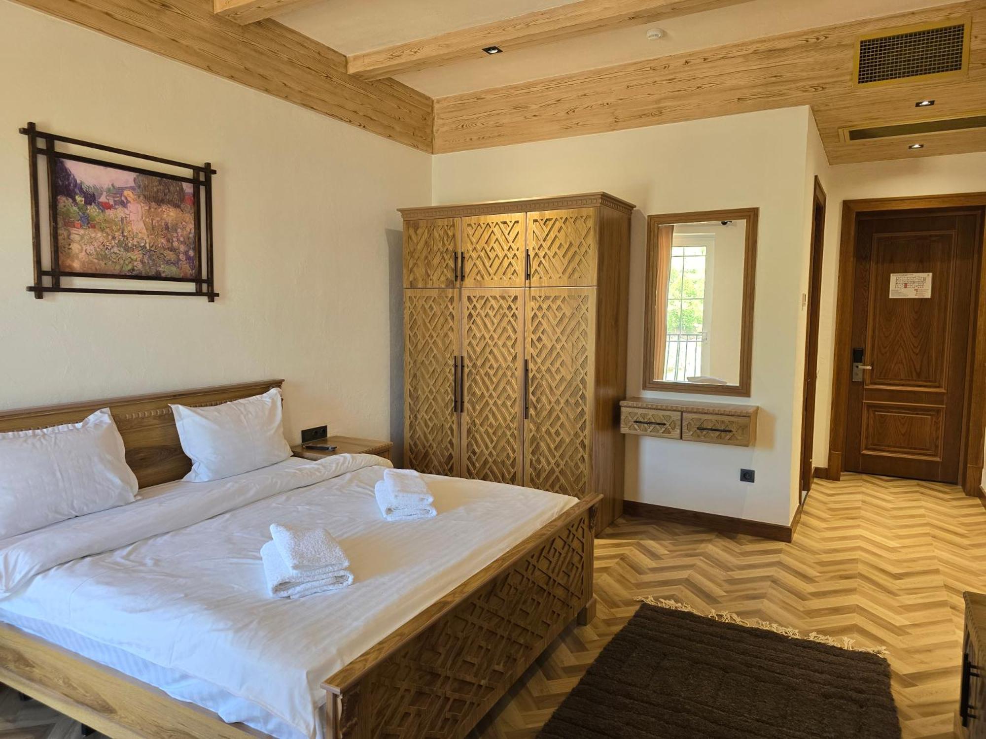 Pana Hotel Gazalkent Esterno foto
